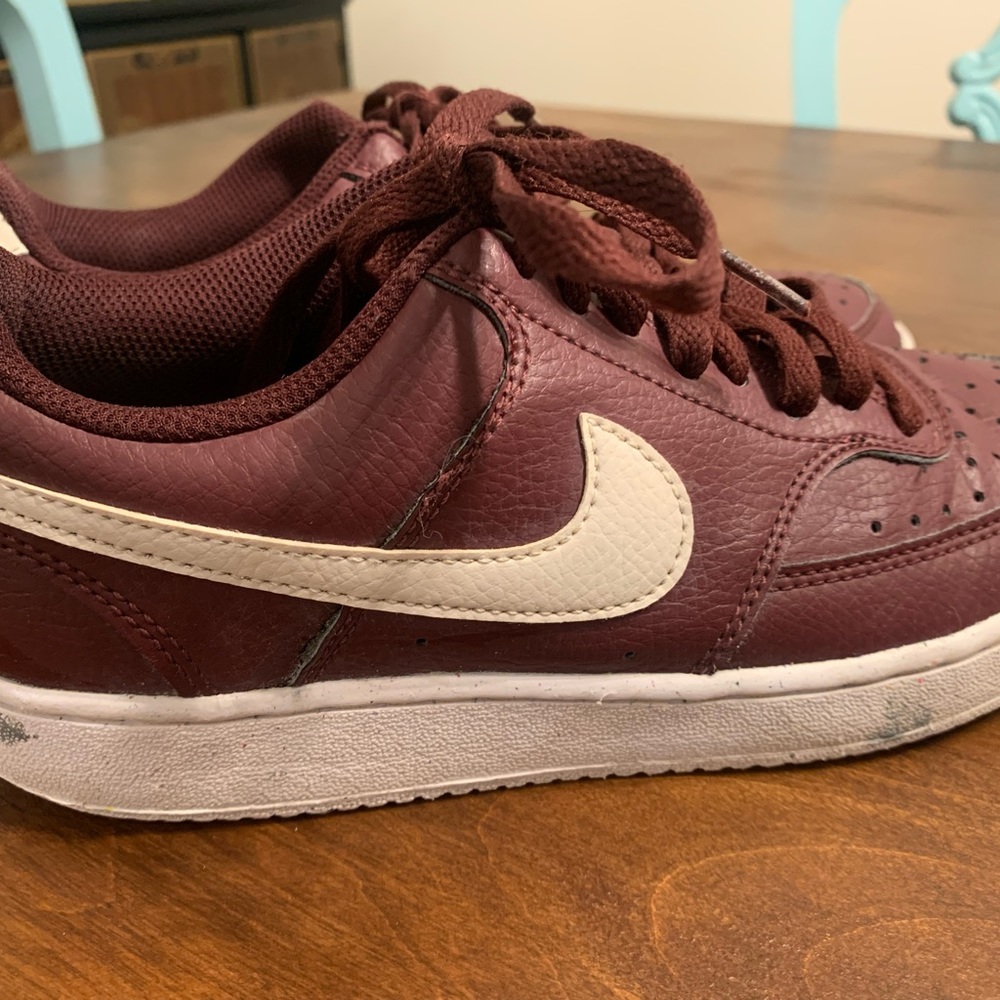 Nike low tops - Picture 4 of 5